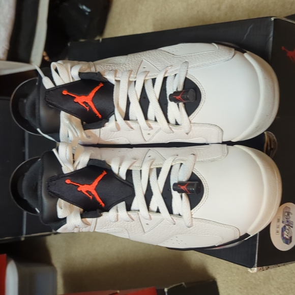 Jordan 6 Retro Low Infrared - Picture 2 of 5